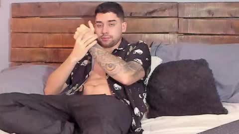 Snapshot of mike_montoya chatting on 01.16.26 Mike Montoya online show from 01.16.26