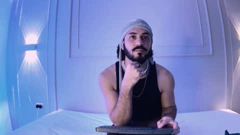 Snapshot of mike_parkerr chatting on 11.17.25 Mike Parker online show from 11.17.25