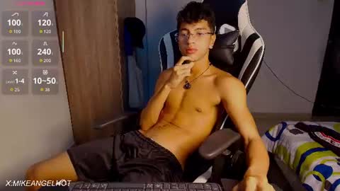 Mike Pineapple online show from 07.09.26
