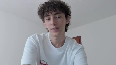 Snapshot of mikebelf4 chatting on 10.13.25 Mikebelf4 online show from 10.13.25