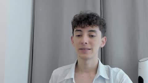 Snapshot of mikebelf4 chatting on 10.26.25 Mikebelf4 online show from 10.26.25