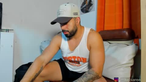 Snapshot of mikeblaree chatting on 02.09.26 mikeblaree online show from 02.09.26