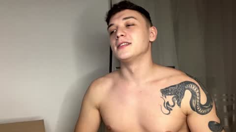 Snapshot of mikelaur chatting on 12.18.24 MikeLaur online show from 12.18.24