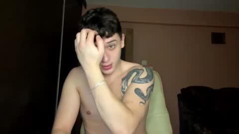 Snapshot of mikelaur chatting on 02.20.25 MikeLaur online show from 02.20.25