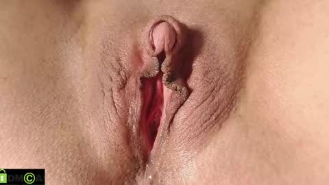 Mikell Williams online show from 12.28.24