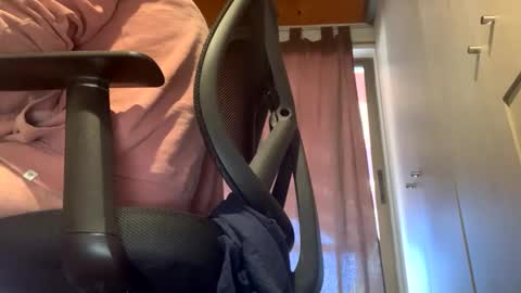 Snapshot of miker1239 chatting on 10.02.25 miker1239 online show from 10.02.25