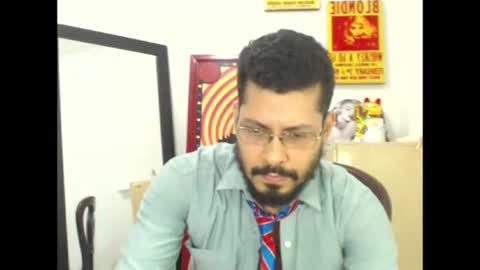 Snapshot of mikeriverx chatting on 02.23.25 mikeriverx online show from 02.23.25