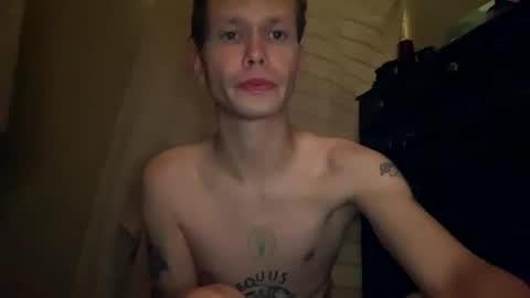 Snapshot of mikeswanston chatting on 10.02.25 Mike Swanston online show from 10.02.25