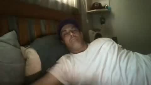 Snapshot of mikeundies chatting on 06.15.26 mikeundies online show from 06.15.26