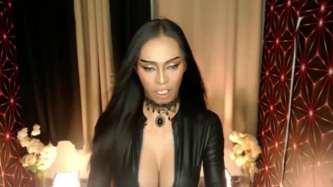 Snapshot of mikeyalawi03 chatting on 03.04.25 Mistress MikeyAlawi online show from 03.04.25