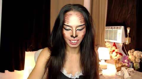 Snapshot of mikeyalawi03 chatting on 10.31.25 Mistress MikeyAlawi online show from 10.31.25