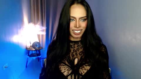 Snapshot of mikeyalawi03 chatting on 02.11.26 Mistress MikeyAlawi online show from 02.11.26