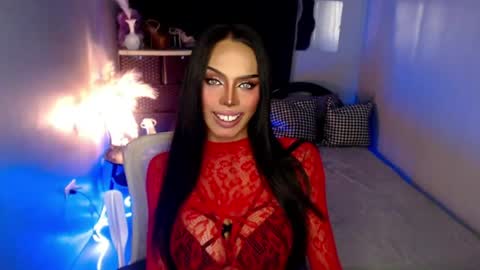 Mistress MikeyAlawi online show from 05.17.26