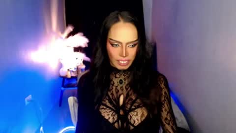Mistress MikeyAlawi online show from 05.28.26