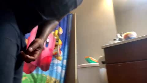 Snapshot of mikeyblunt chatting on 01.13.25 mikeyblunt online show from 01.13.25