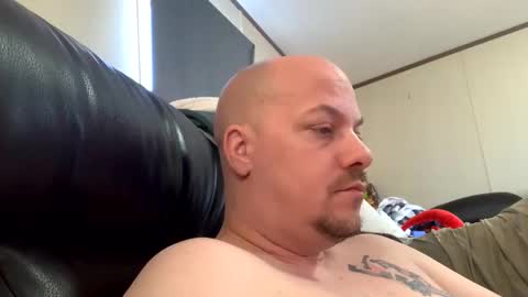 Snapshot of mikeylikesit2222 chatting on 12.22.24 mikeylikesit2222 online show from 12.22.24