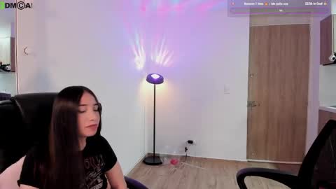 VIOLETAMIKE online show from 04.29.26