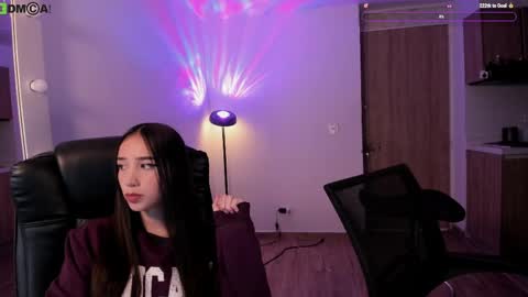 Snapshot of mikeyvioleta chatting on 05.24.26 VIOLETAMIKE online show from 05.24.26