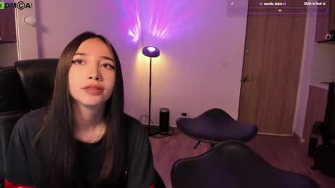 Snapshot of mikeyvioleta chatting on 05.26.26 VIOLETAMIKE online show from 05.26.26