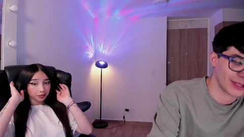 Snapshot of mikeyvioleta chatting on 05.28.26 VIOLETAMIKE online show from 05.28.26