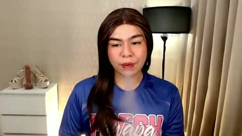 Theresa Luna online show from 02.12.25