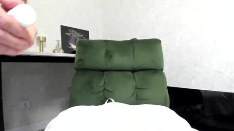 Mikhail online show from 01.26.25