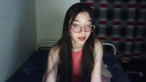 Mikhaela online show from 11.19.25