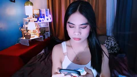 Snapshot of mikhayla_and_zeus_room chatting on 12.29.24 Mikhayla and Zeus online show from 12.29.24