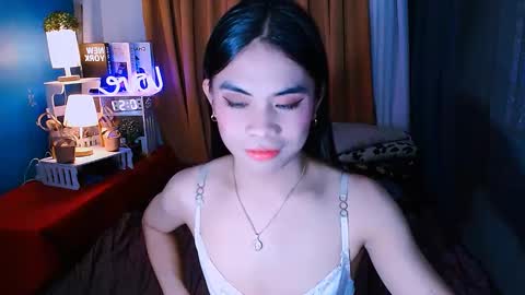 Snapshot of mikhayla_and_zeus_room chatting on 01.10.25 Mikhayla and Zeus online show from 01.10.25