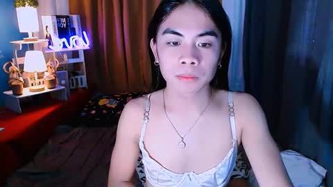 Snapshot of mikhayla_and_zeus_room chatting on 01.13.25 Mikhayla and Zeus online show from 01.13.25