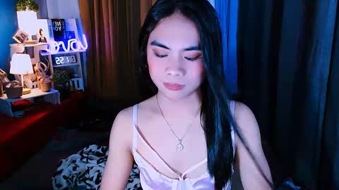 Snapshot of mikhayla_and_zeus_room chatting on 01.24.25 Mikhayla and Zeus online show from 01.24.25