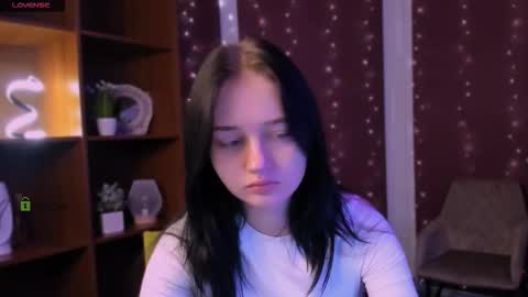 Snapshot of miki_ti chatting on 11.11.25 miki_ti online show from 11.11.25