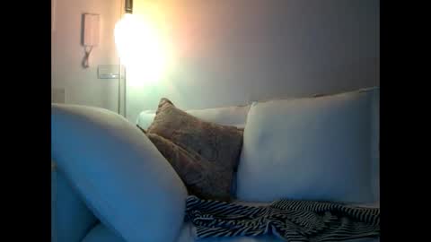 Snapshot of mikky50 chatting on 02.02.25 Maaike online show from 02.02.25