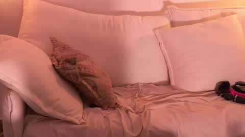 Snapshot of mikky50 chatting on 02.12.25 Maaike online show from 02.12.25