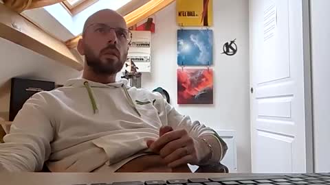 Snapshot of mikmik91 chatting on 03.12.25 mikmik91 online show from 03.12.25