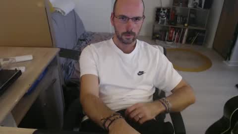 Snapshot of mikmik91 chatting on 11.07.25 mikmik91 online show from 11.07.25