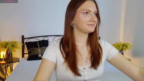 Snapshot of mikorush chatting on 10.15.25 Miko online show from 10.15.25