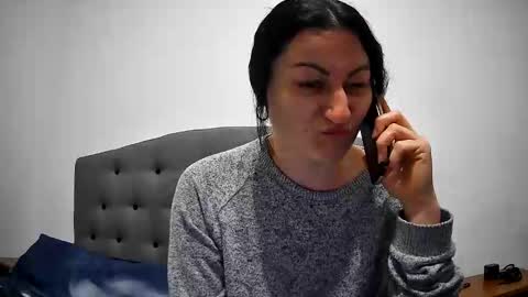 Mikyloveu online show from 02.01.25