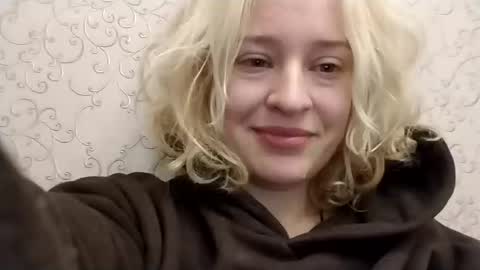 Mila 420 online show from 09.10.25