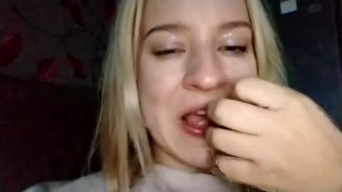 Mila 420 online show from 11.06.25