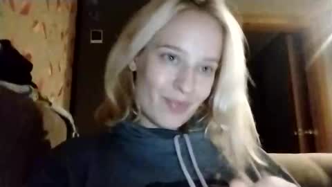 Mila 420 online show from 11.15.25