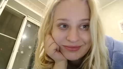 Mila 420 online show from 04.18.26