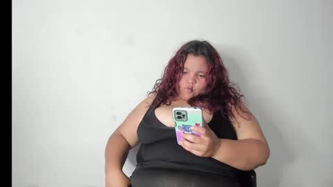 Snapshot of mila_cinnamon13 chatting on 12.09.24 mila_cinnamon13 online show from 12.09.24