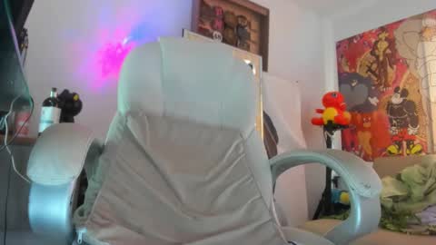 Mila Dash online show from 09.17.25