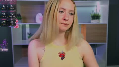 mila_glow online show from 04.28.26