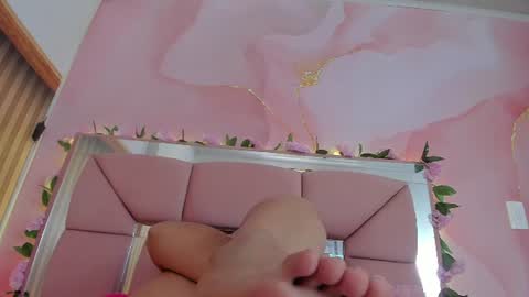 Snapshot of mila_grace_ chatting on 06.23.26 mila_grace_ online show from 06.23.26