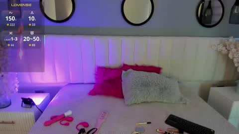 Snapshot of mila_hank chatting on 11.08.25 mila_hank online show from 11.08.25