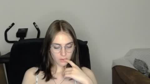 mila_keyy online show from 06.24.26