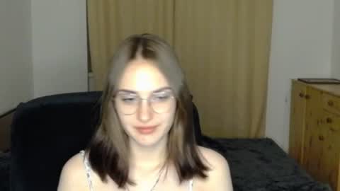 mila_keyy online show from 07.17.26
