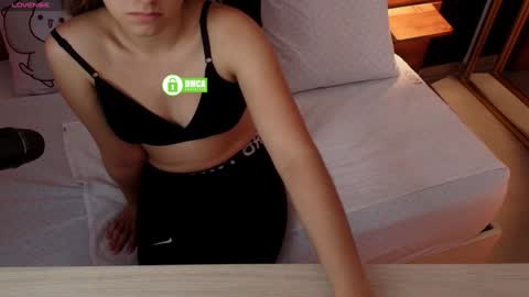 Milena  online show from 02.06.25